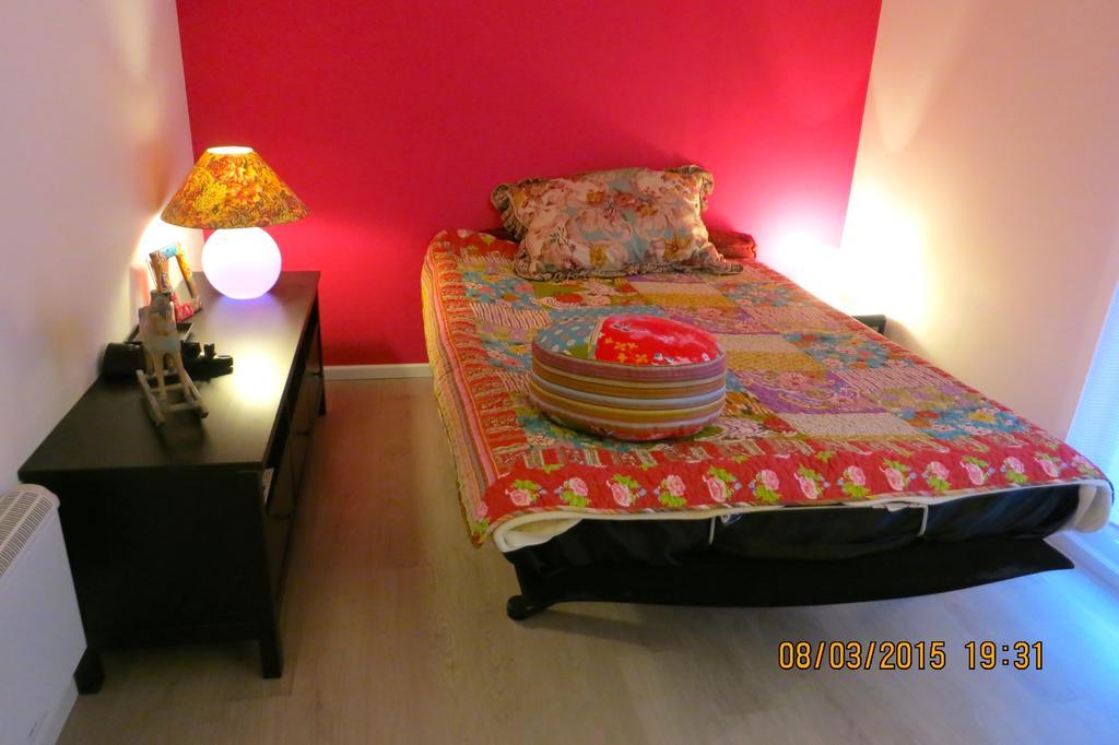 Holiday Home Harmony Brecht Стая снимка